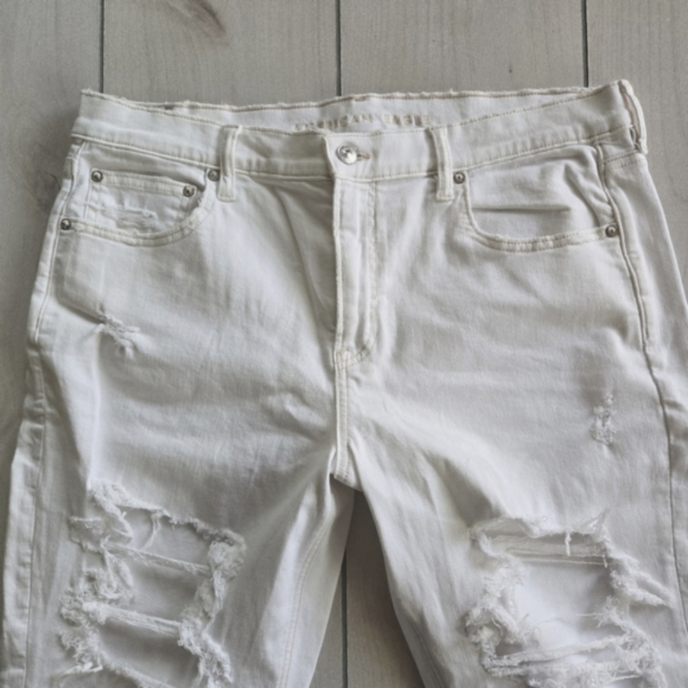 AEO 90's Skinny Jeans White Distressed with Stretch - Picture 4 of 16